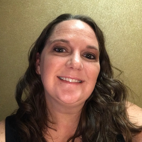 Meet your Posher, Karrie - Picture 1 of 1